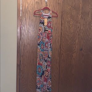 Multi-color sleeveless racetrack maxi dress